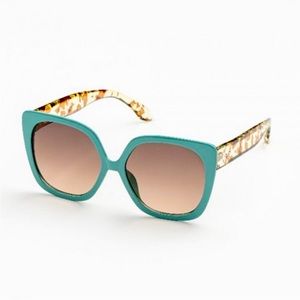 SQUARED FRAMED CAT EYE SUNGLASSES! Turquoise with Tortoise Rims